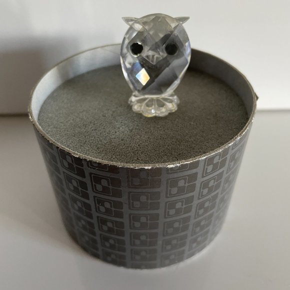 Swarovski Crystal Collectible Owl Figurine - Picture 4 of 8